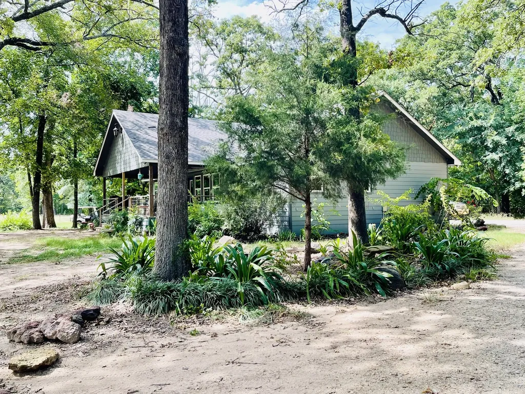 940 County Road 1858 Yantis TX 75497