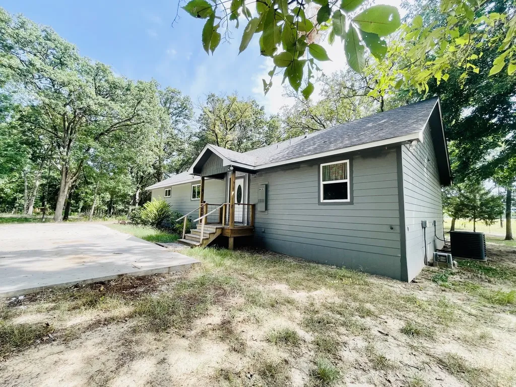 940 County Road 1858 Yantis TX 75497