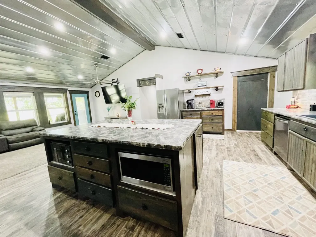 940 County Road 1858 Yantis TX 75497
