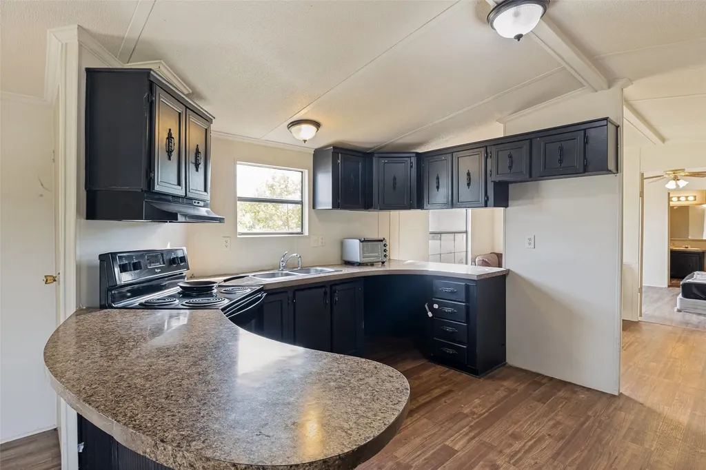 24 Road 5203 Cleveland TX 77327