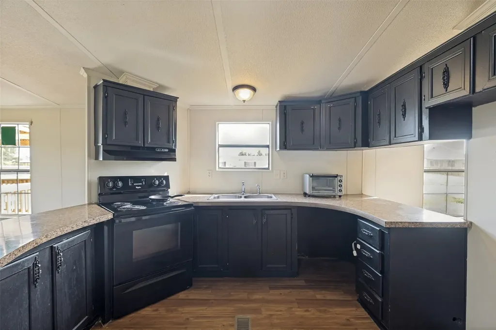 24 Road 5203 Cleveland TX 77327