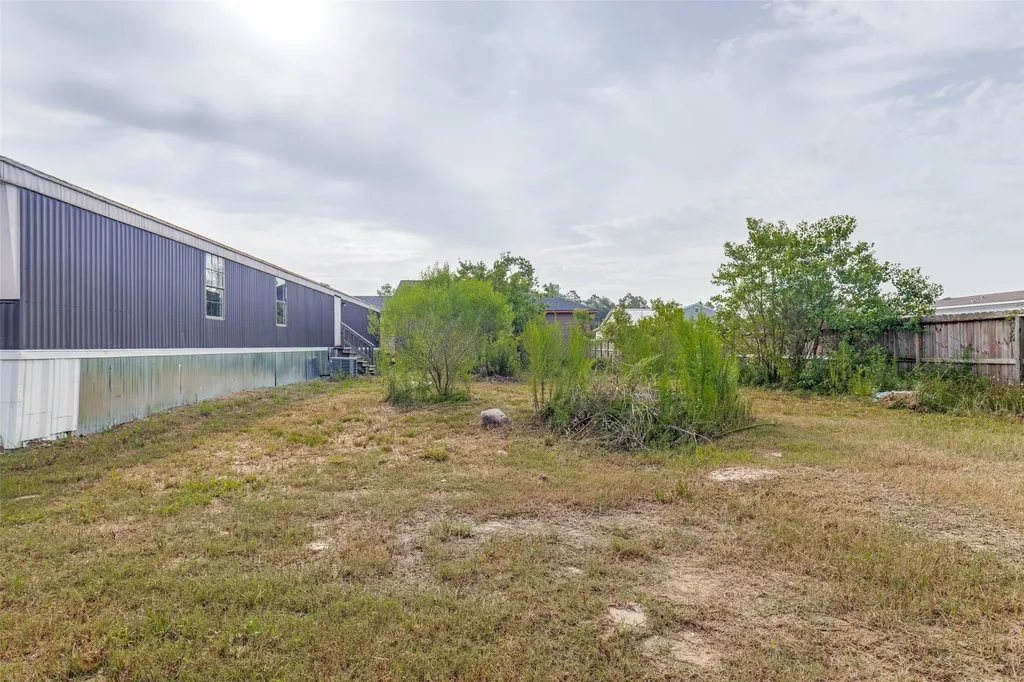 24 Road 5203 Cleveland TX 77327