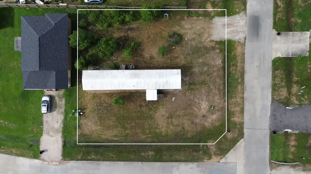 24 Road 5203 Cleveland TX 77327