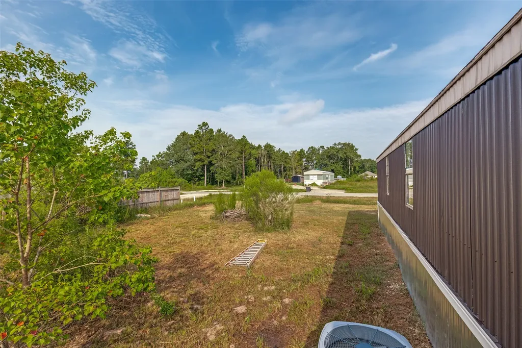 24 Road 5203 Cleveland TX 77327