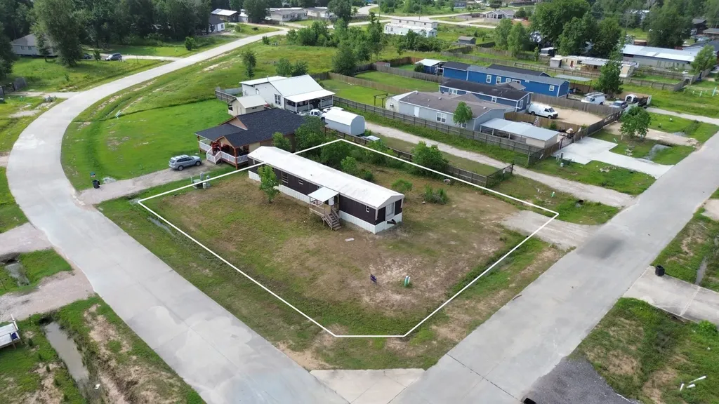 24 Road 5203 Cleveland TX 77327