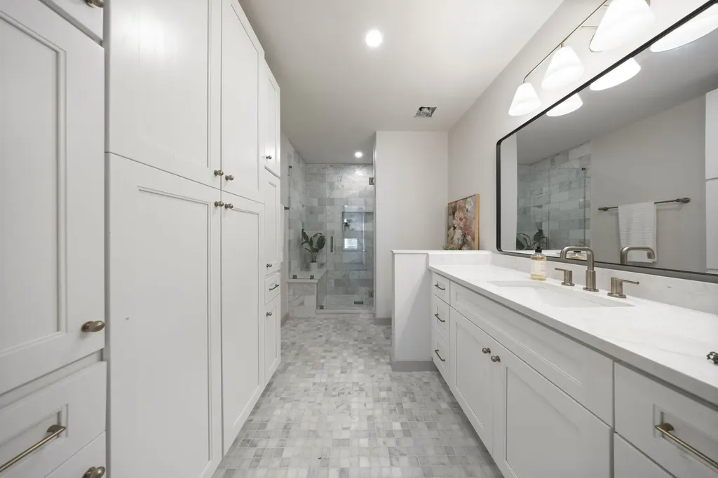 200 S Shore Drive Dallas TX 75216