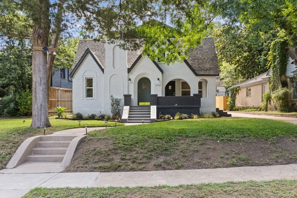 200 S Shore Drive Dallas TX 75216