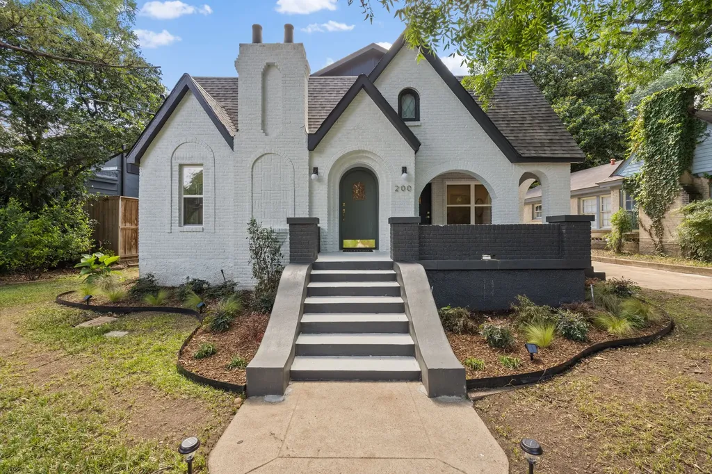 200 S Shore Drive Dallas TX 75216