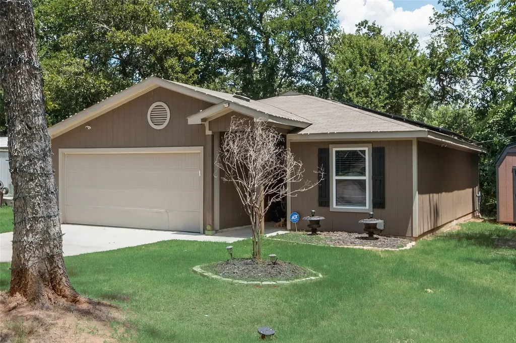 1312 Dawn Court Pelican Bay TX 76020