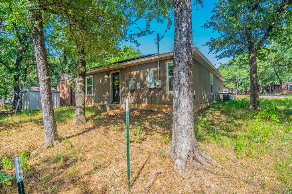1312 Dawn Court Pelican Bay TX 76020