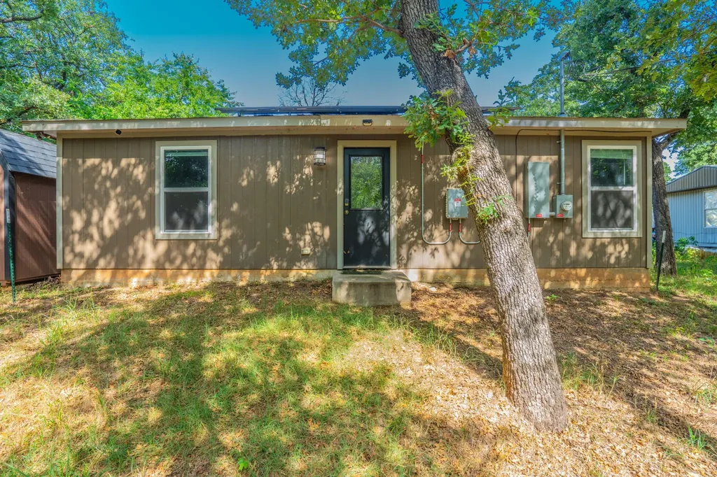 1312 Dawn Court Pelican Bay TX 76020