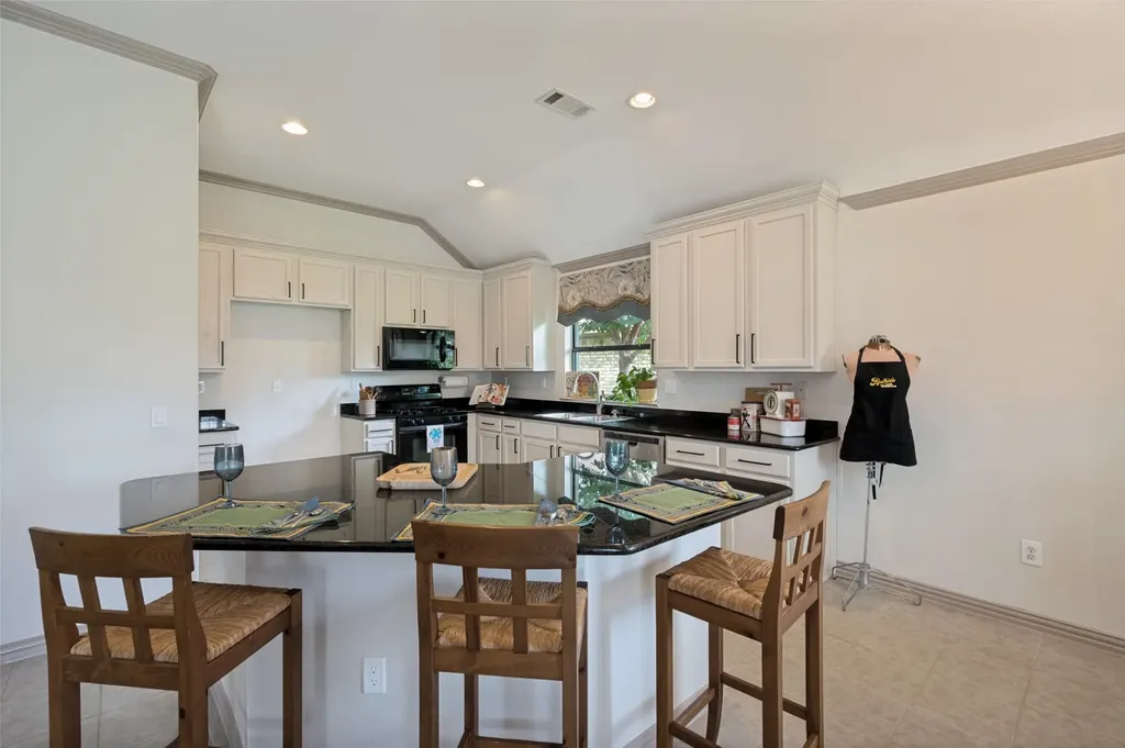 9633 Applewood Trail Denton TX 76207