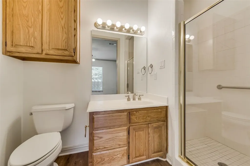 120 Cambridge Court Heath TX 75032