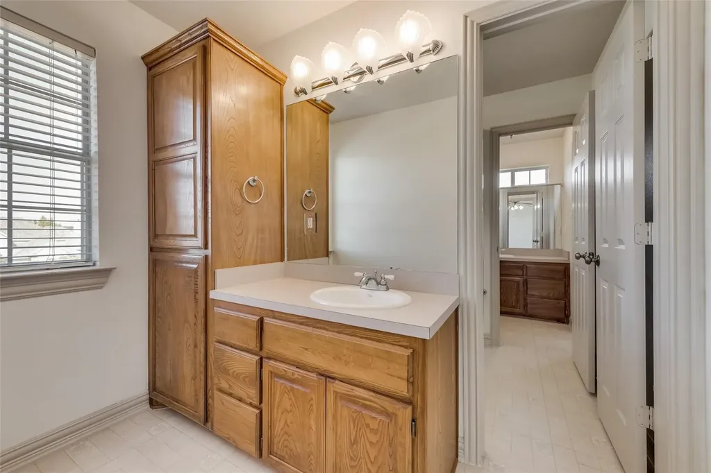 120 Cambridge Court Heath TX 75032