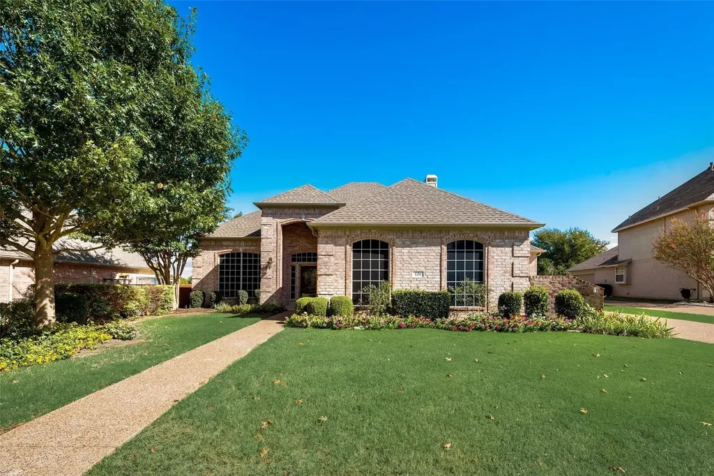 120 Cambridge Court Heath TX 75032