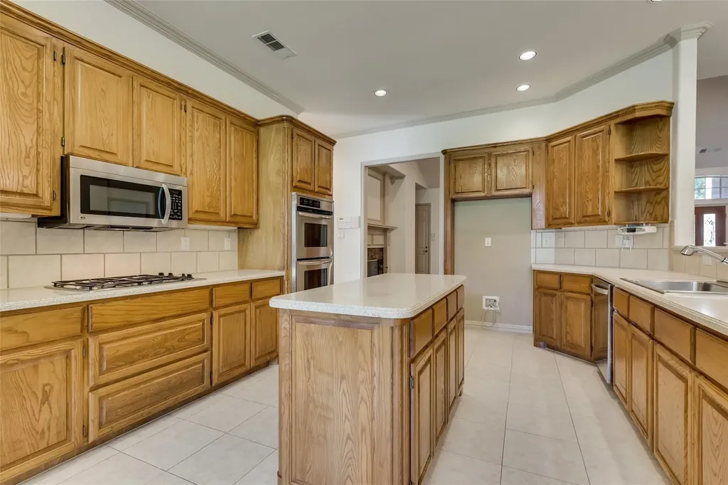 120 Cambridge Court Heath TX 75032