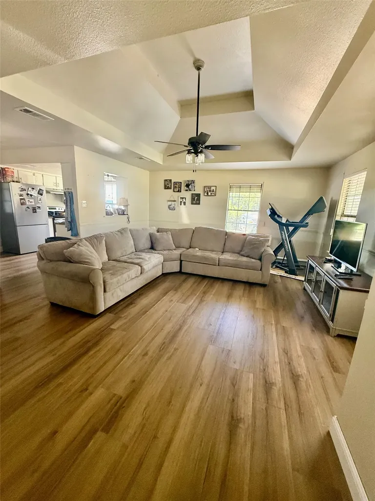 402 Lloyds Lane Josephine TX 75189
