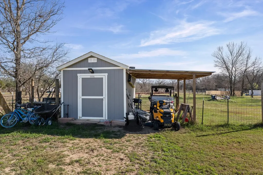 1639 Elm Lake Road Riesel TX 76682