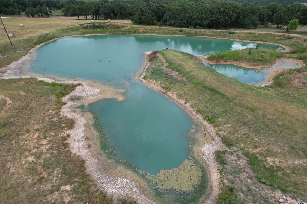 1809 Carminati Road Montague TX 76251