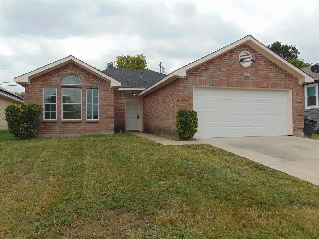 2538 Camel Court Dallas TX 75241
