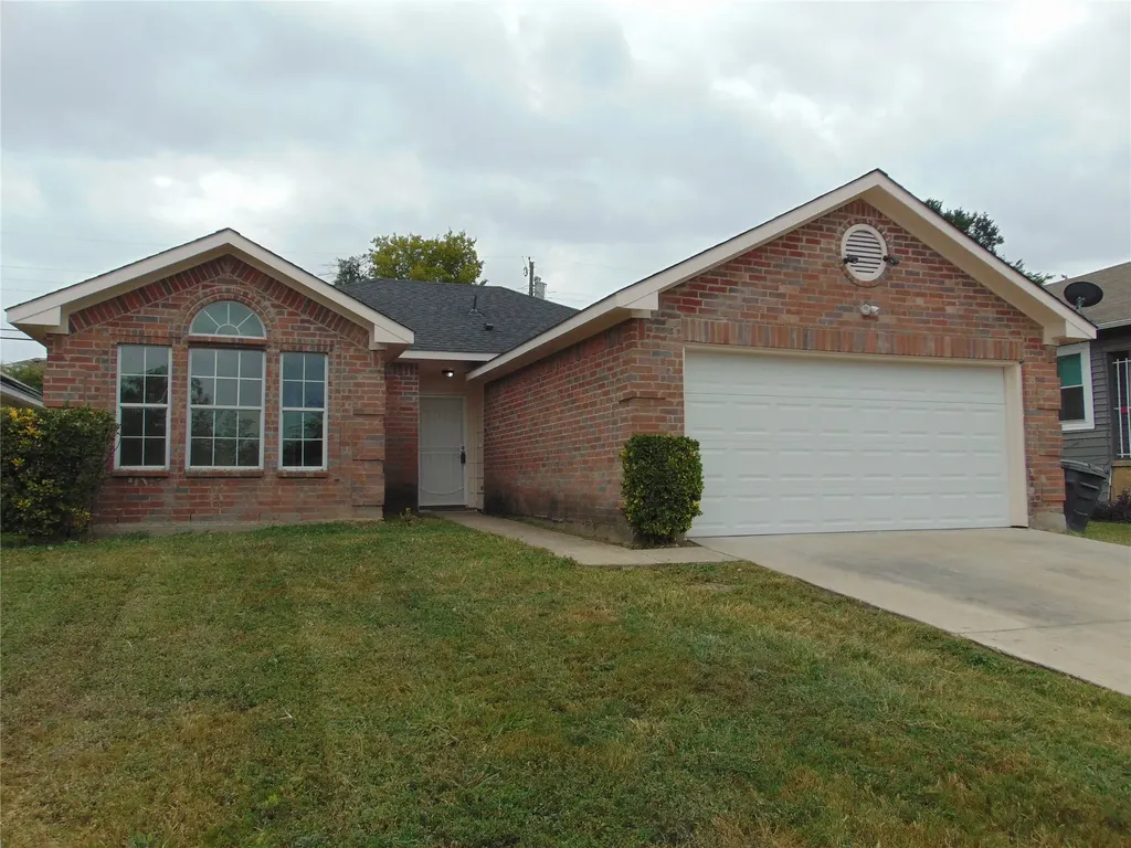 2538 Camel Court Dallas TX 75241