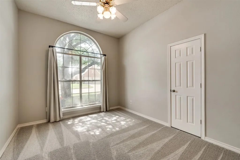 2124 Green Hill Drive Mckinney TX 75072