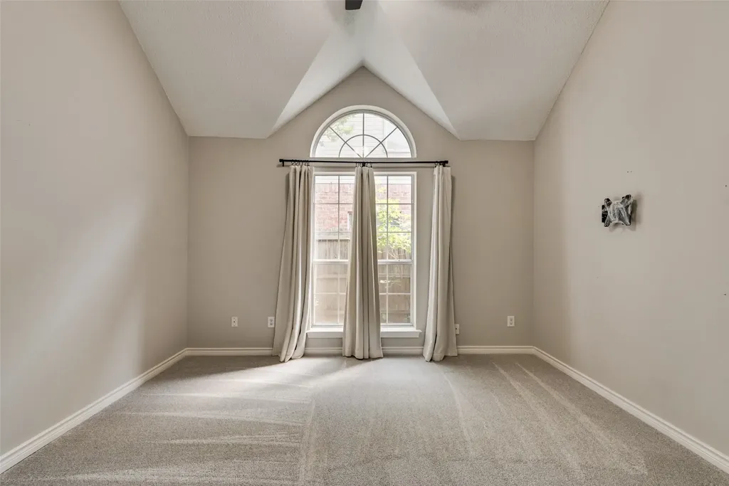 2124 Green Hill Drive Mckinney TX 75072