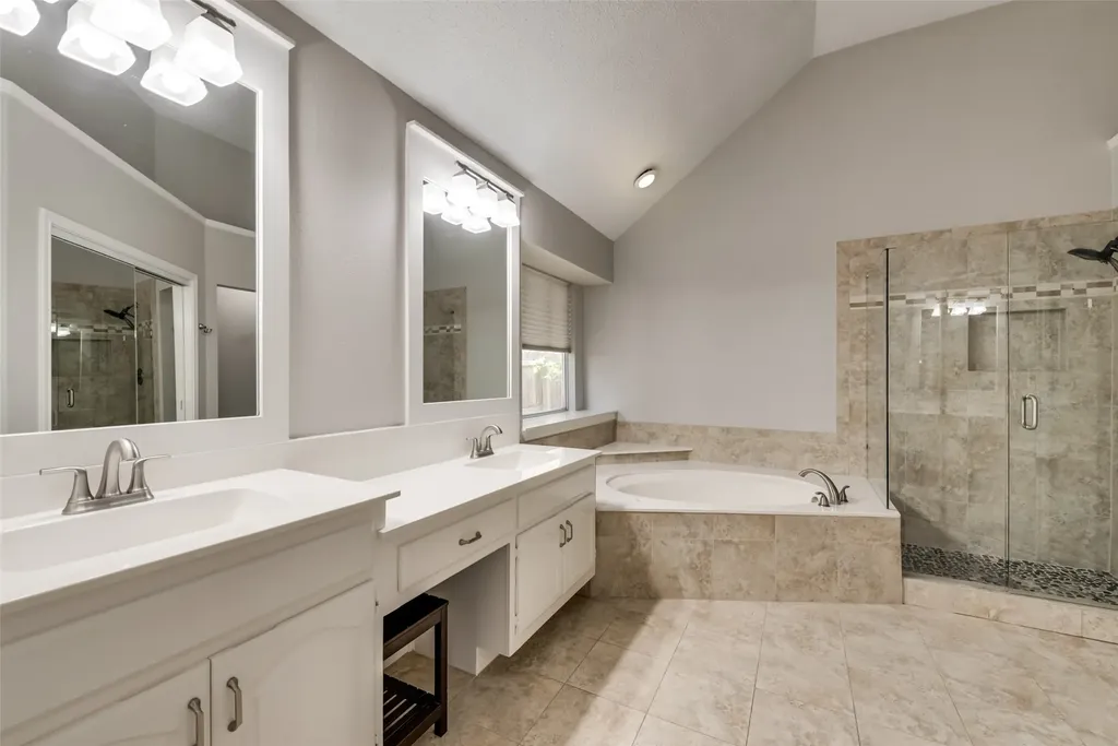 2124 Green Hill Drive Mckinney TX 75072