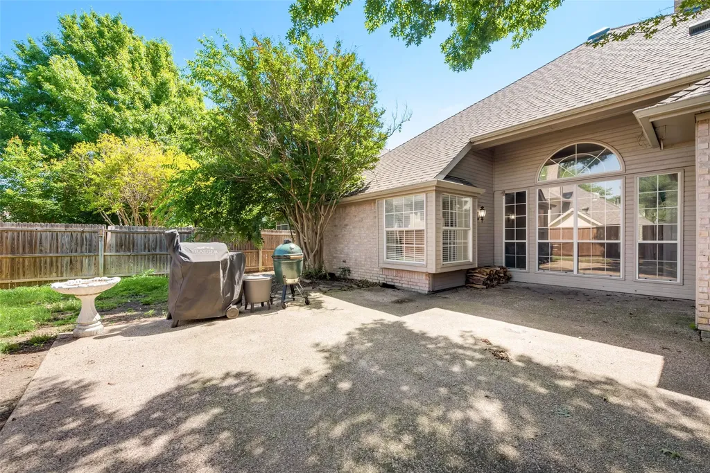 2124 Green Hill Drive Mckinney TX 75072