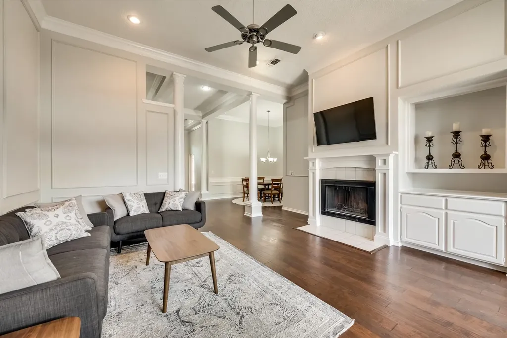 2124 Green Hill Drive Mckinney TX 75072