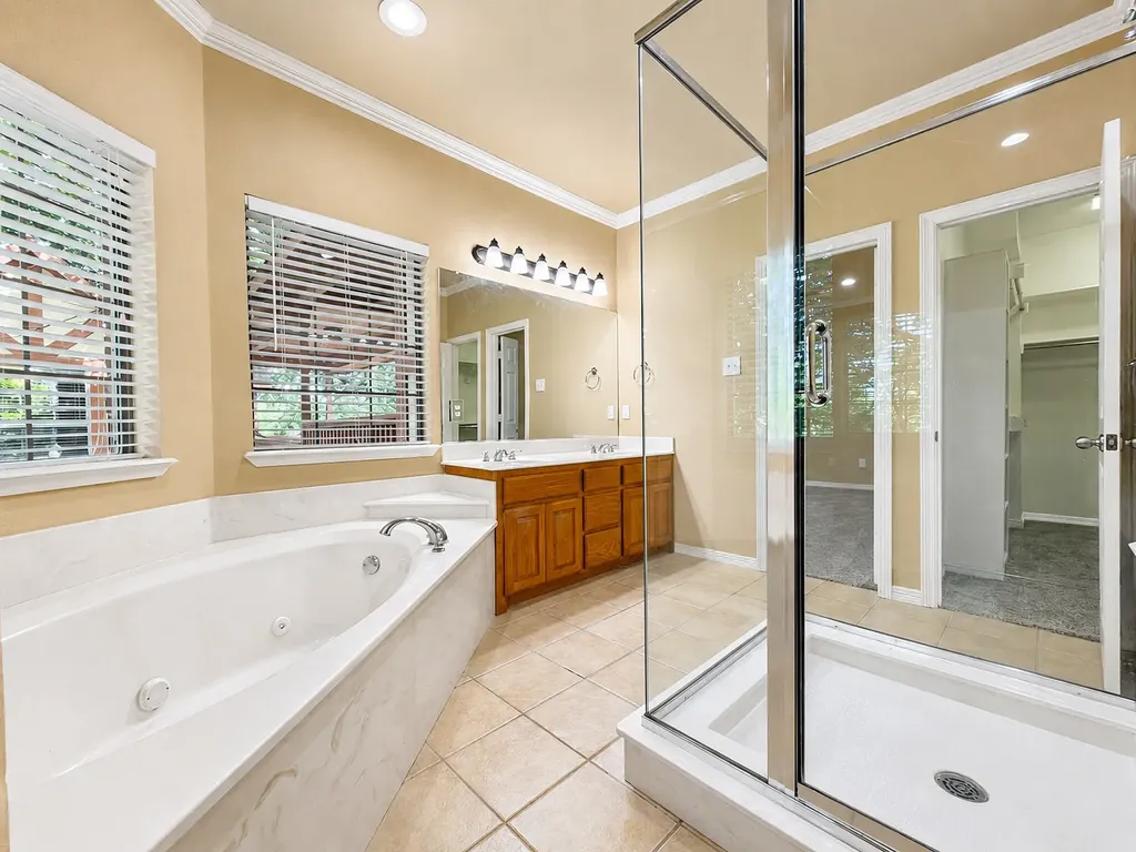 504 Phillip Drive Cedar Hill TX 75104