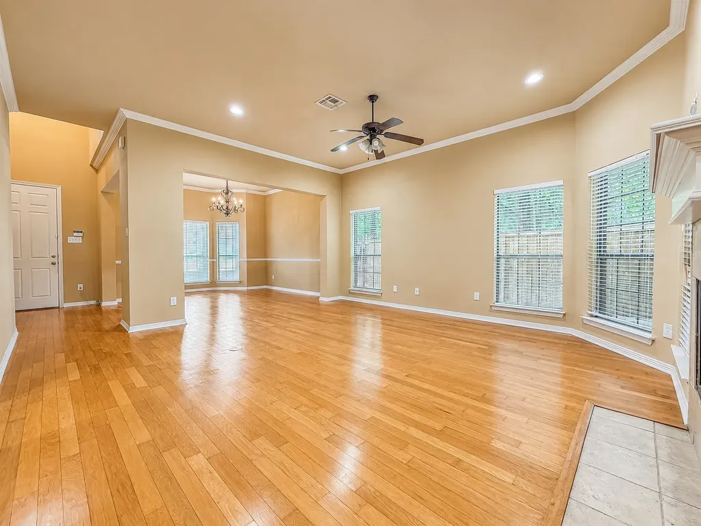 504 Phillip Drive Cedar Hill TX 75104