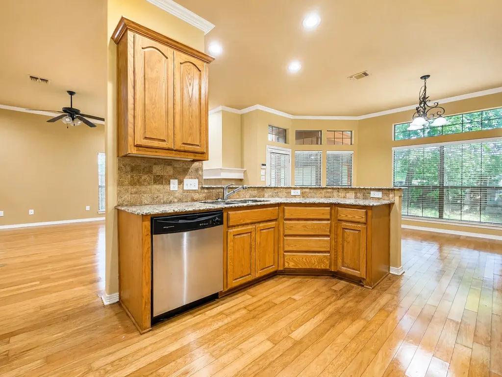 504 Phillip Drive Cedar Hill TX 75104
