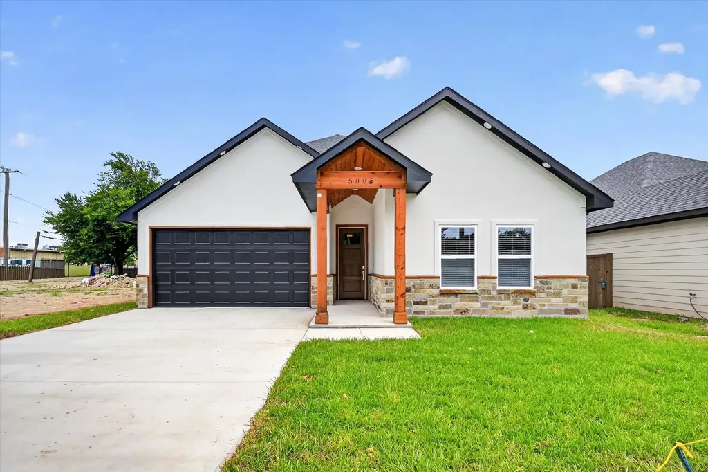 5005 Shackleford Street Fort Worth TX 76119