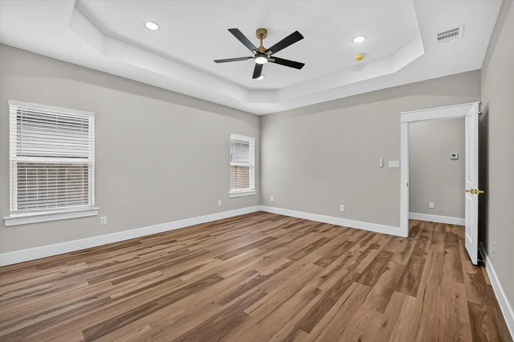 5005 Shackleford Street Fort Worth TX 76119