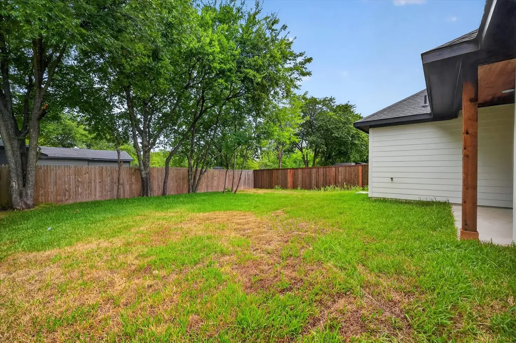 5005 Shackleford Street Fort Worth TX 76119