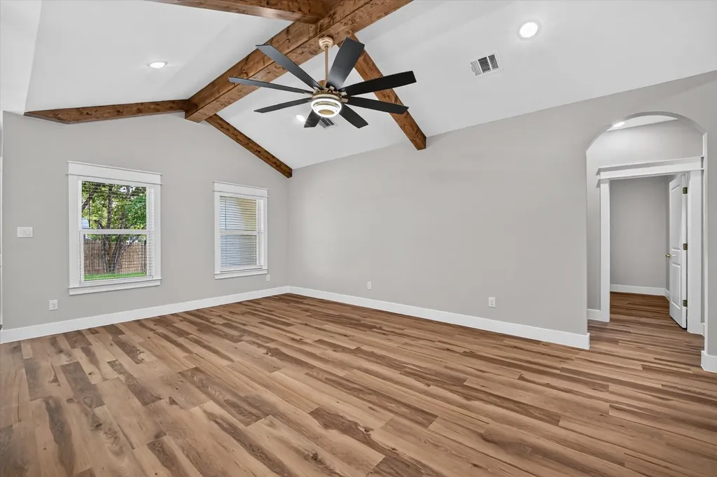 5005 Shackleford Street Fort Worth TX 76119