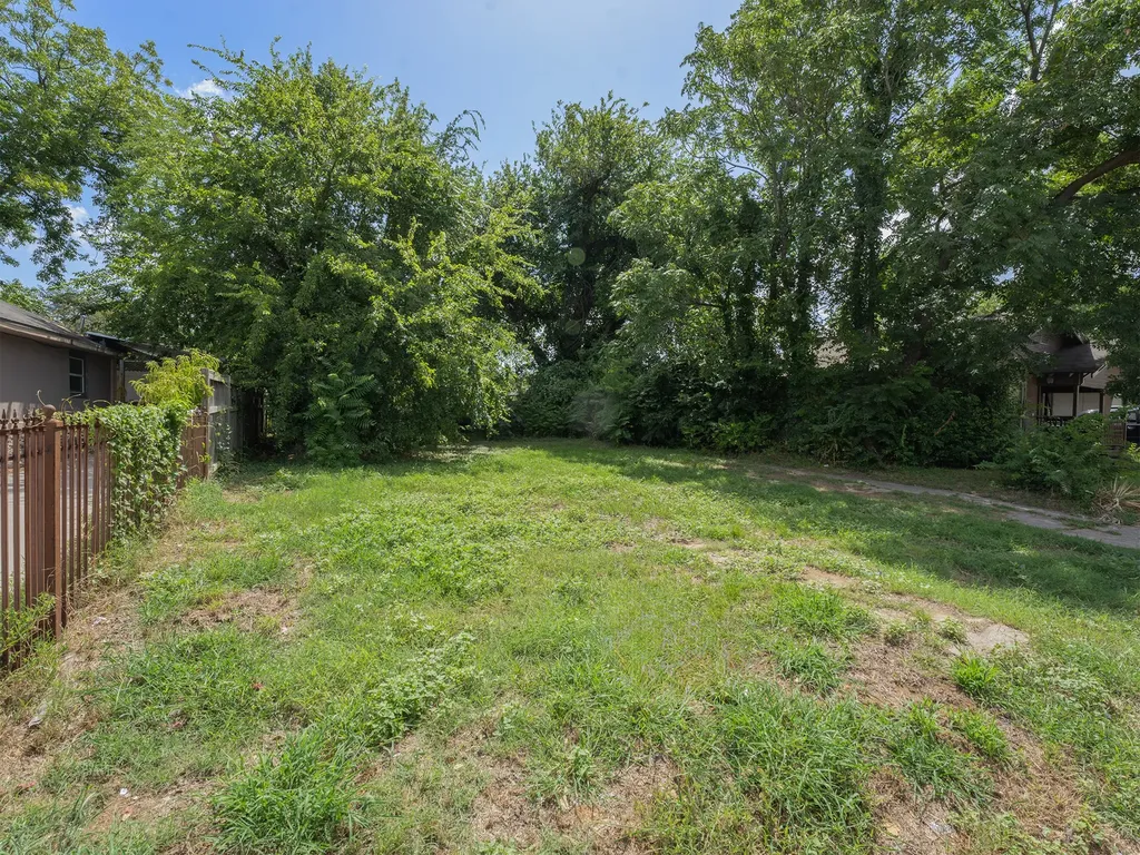 5027 Echo Avenue Dallas TX 75215