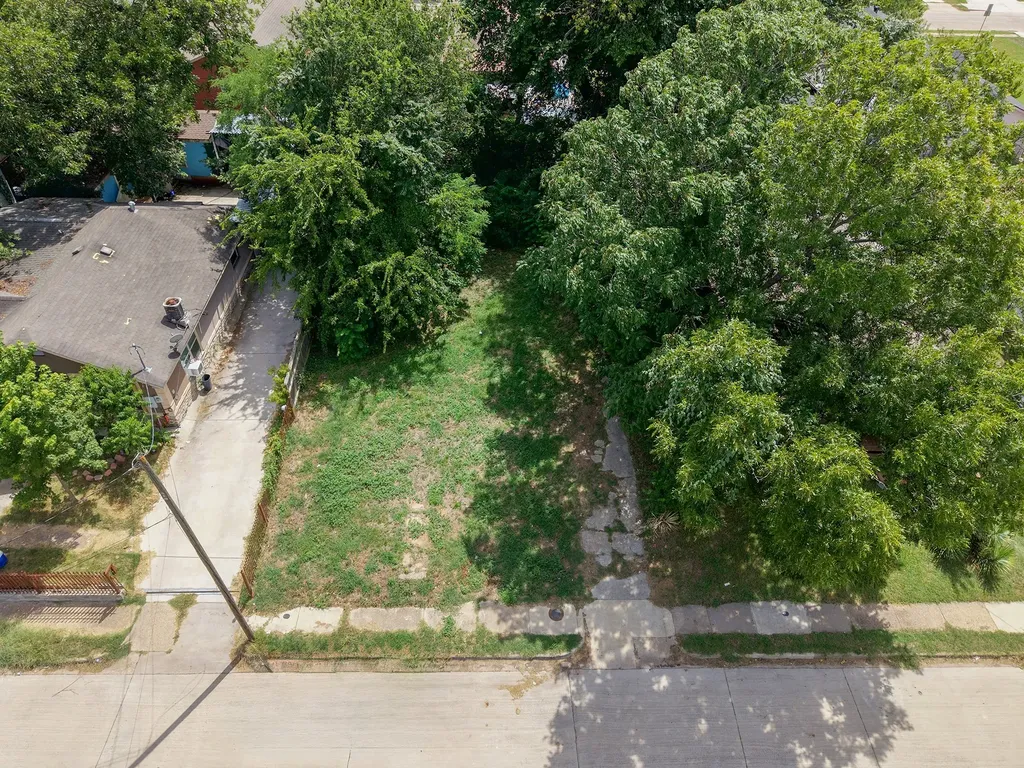 5027 Echo Avenue Dallas TX 75215