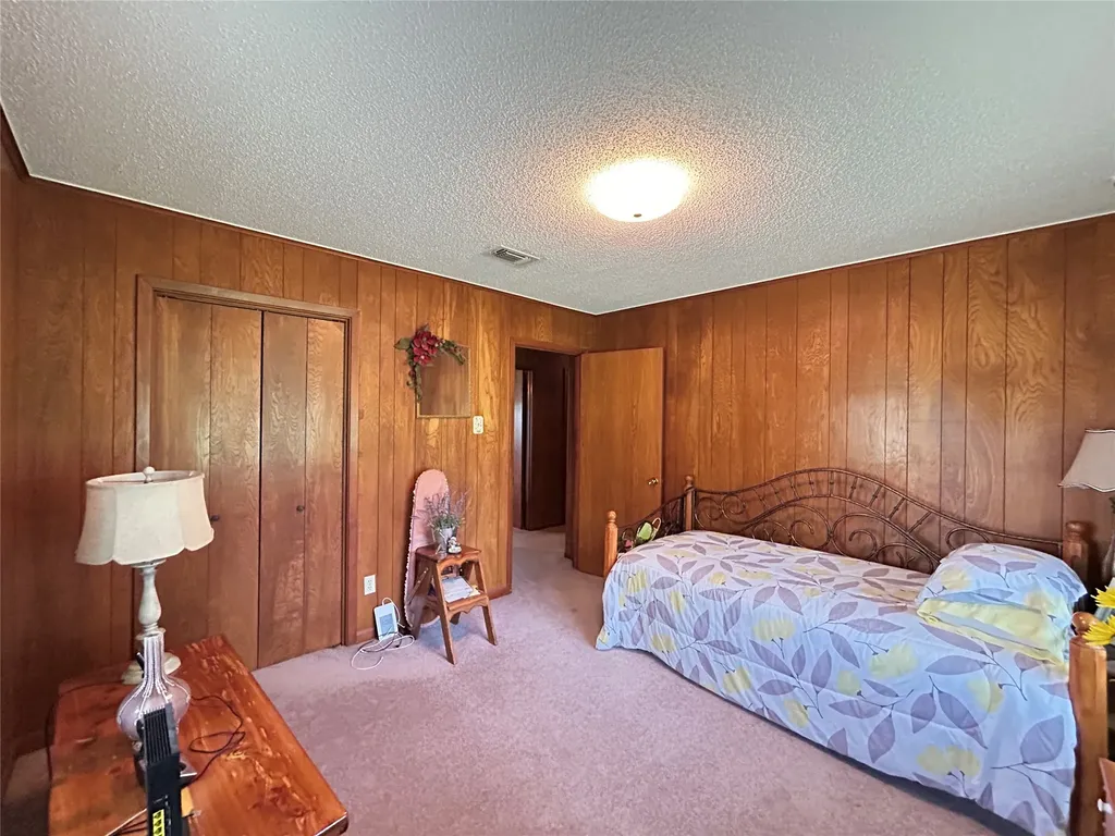 409 County Road 1167 Brashear TX 75420