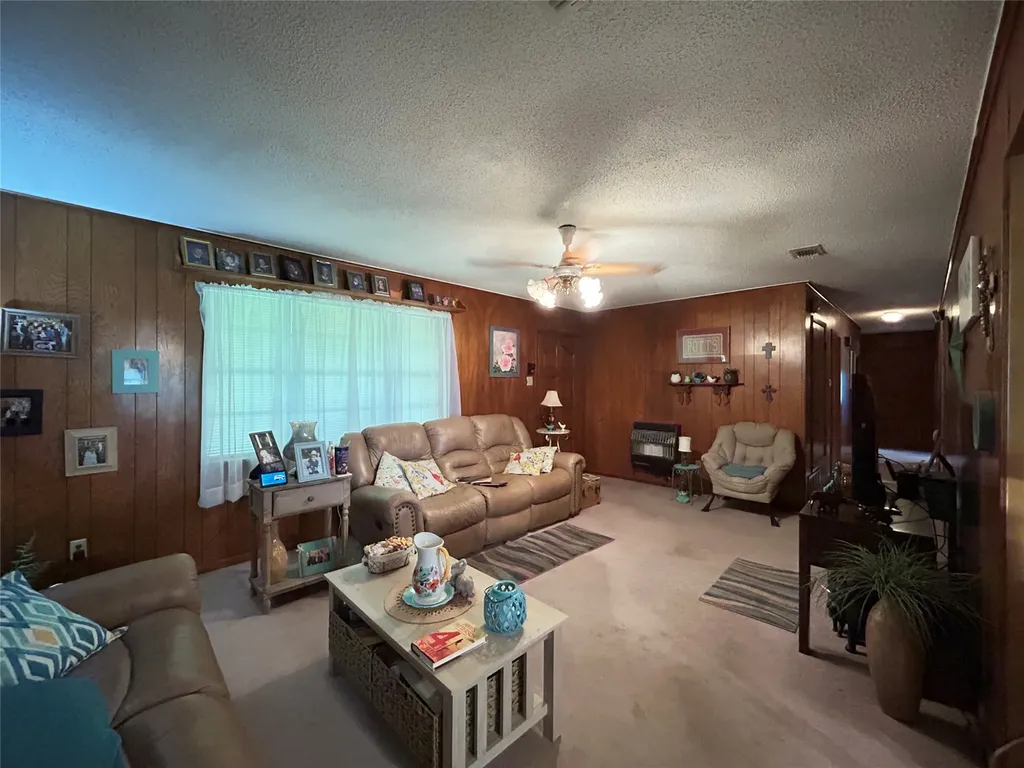 409 County Road 1167 Brashear TX 75420