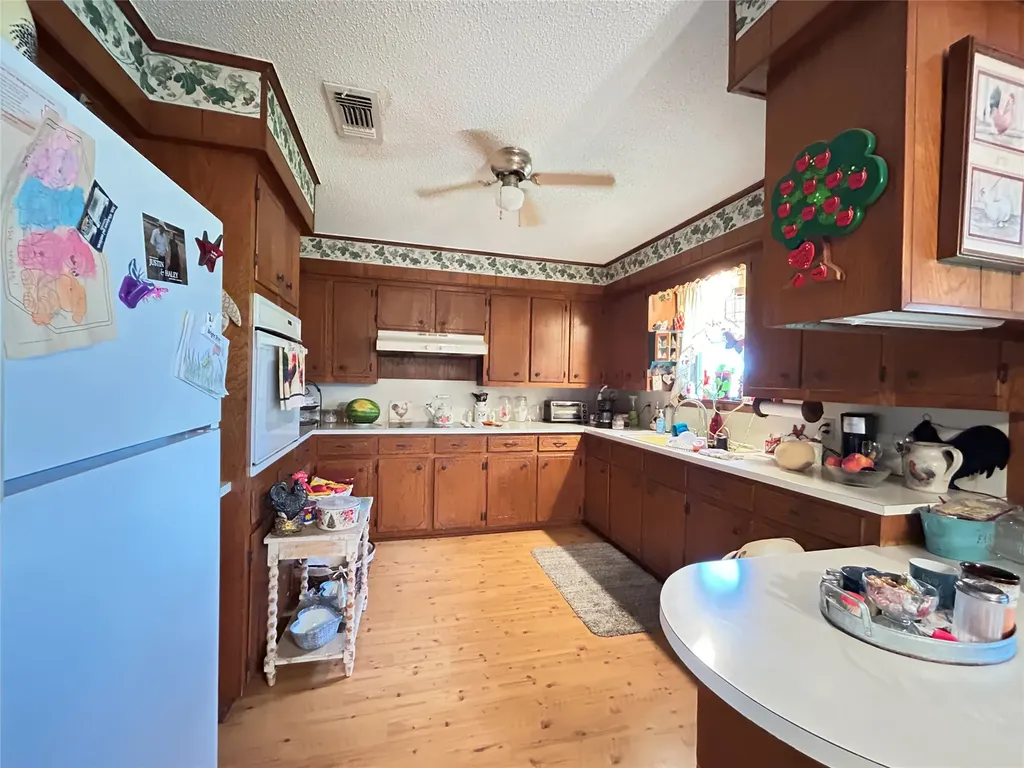 409 County Road 1167 Brashear TX 75420