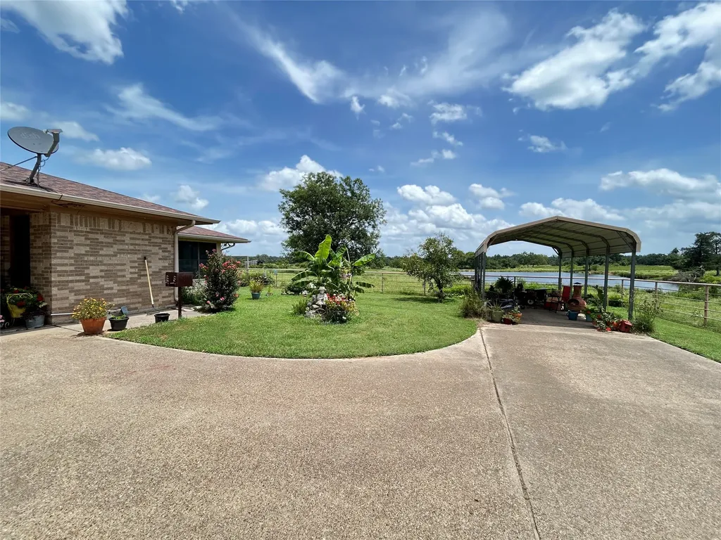 409 County Road 1167 Brashear TX 75420
