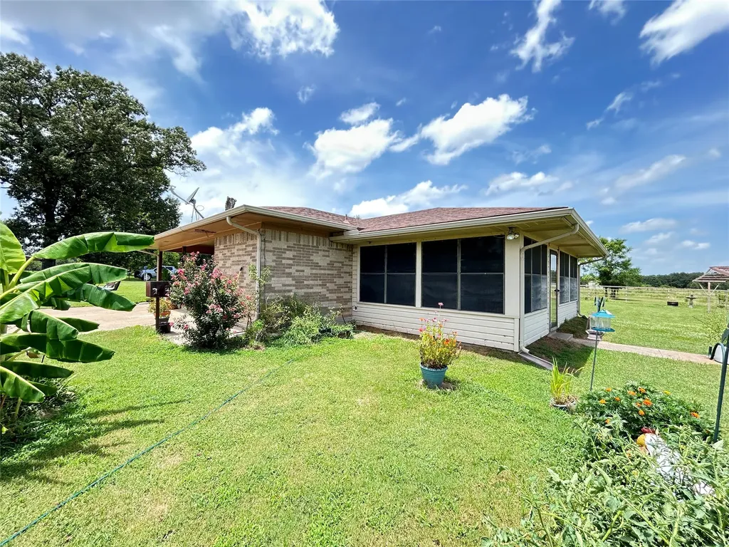 409 County Road 1167 Brashear TX 75420