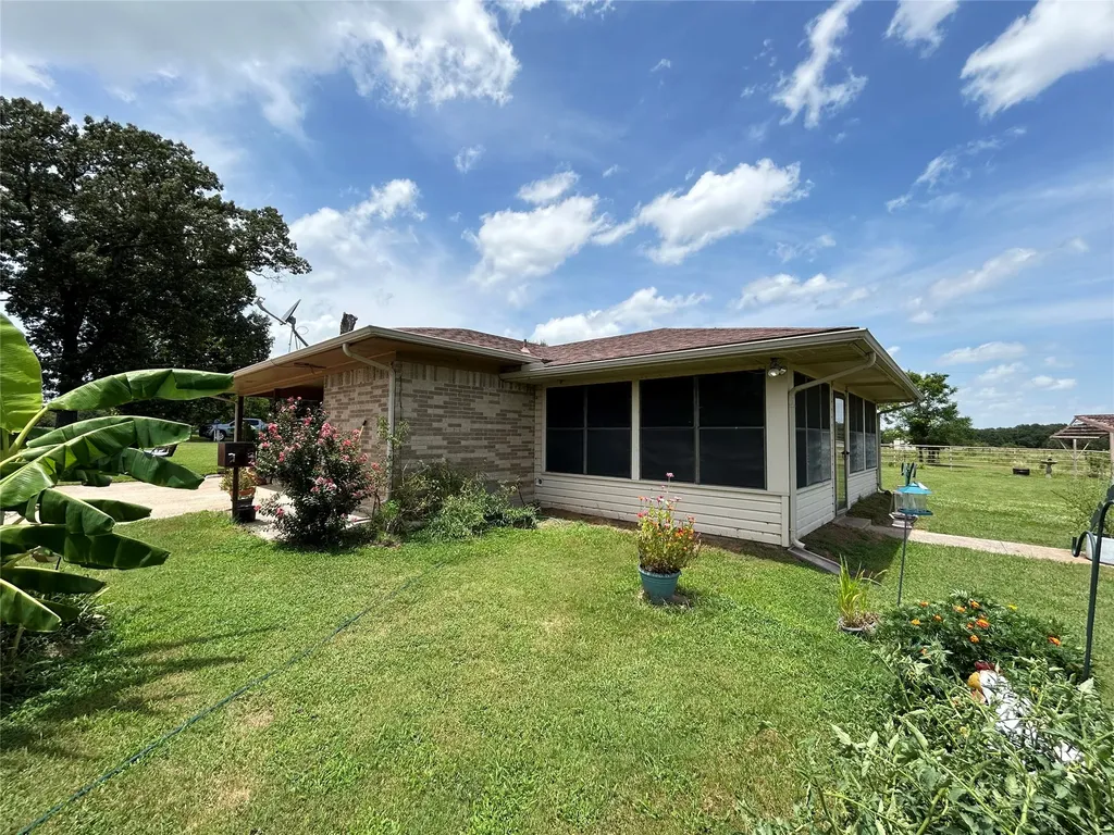 409 County Road 1167 Brashear TX 75420
