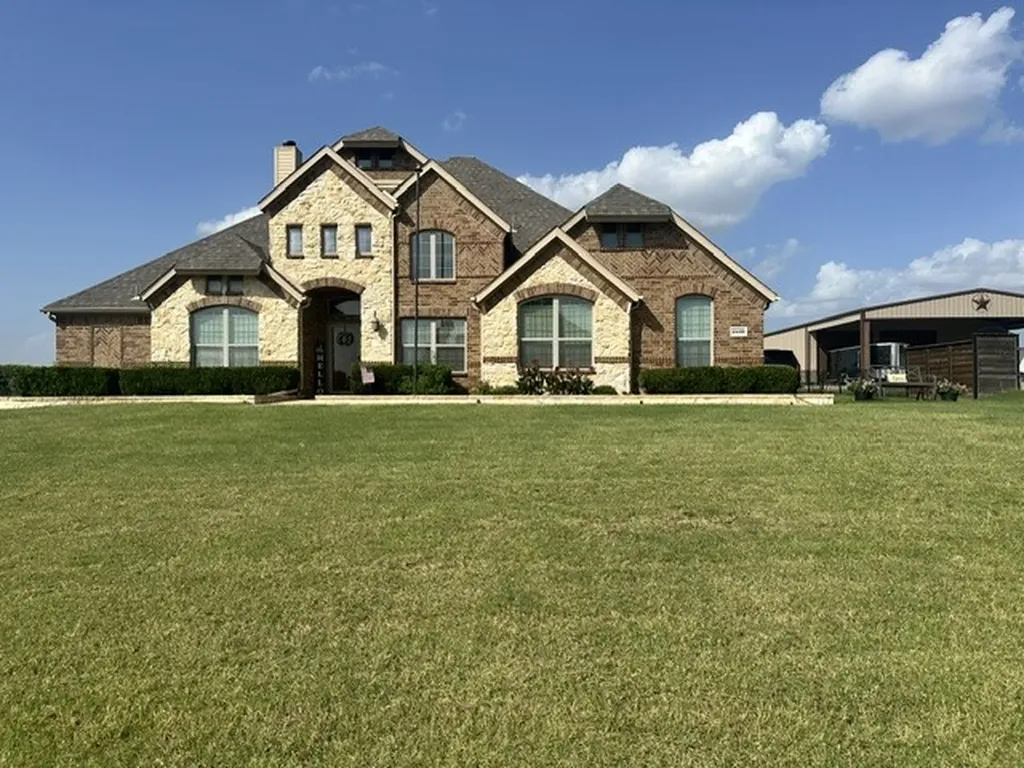 2539 Riverside Drive Kaufman TX 75142