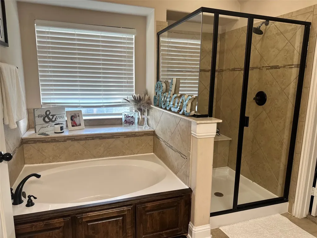 2539 Riverside Drive Kaufman TX 75142