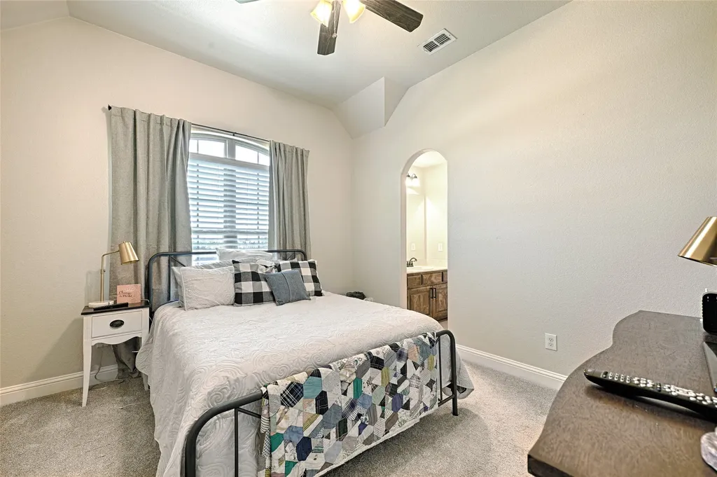 2539 Riverside Drive Kaufman TX 75142