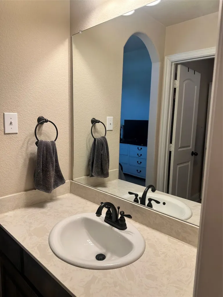 2539 Riverside Drive Kaufman TX 75142