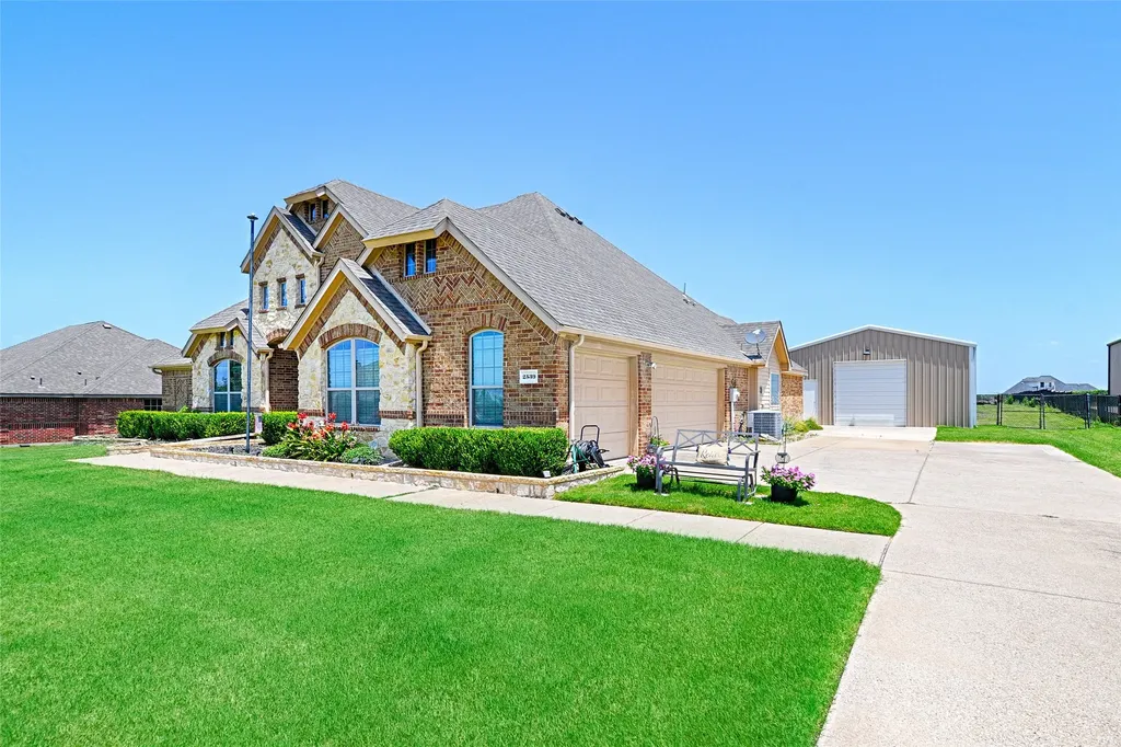 2539 Riverside Drive Kaufman TX 75142